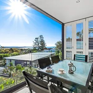 https://the-rise-noosa.queenslandhotels.net